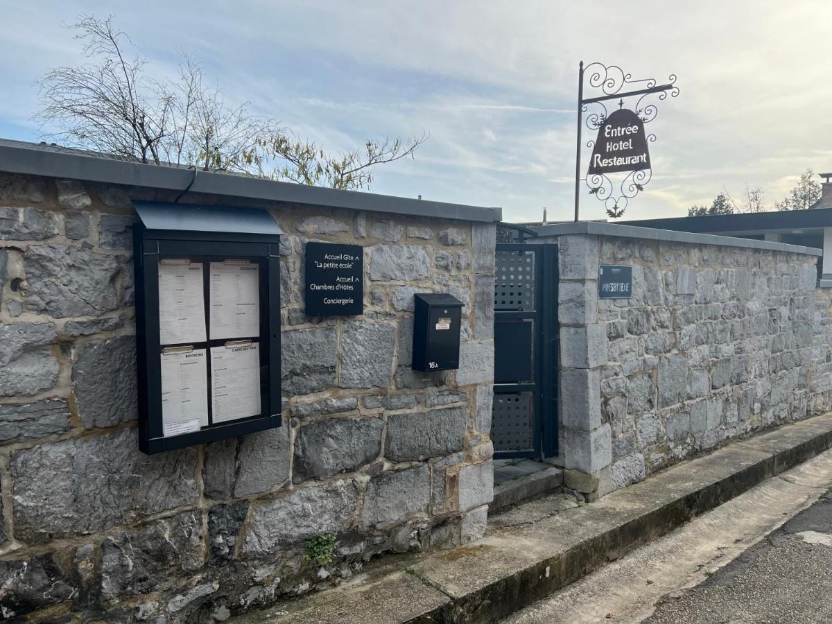 Le Presbytere De Sautour Exteriör bild